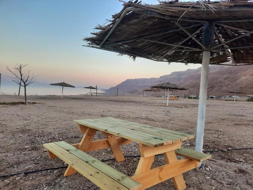 Tranquilo - Dead Sea Glamping Ξενοδοχείο Metzoke Dragot Εξωτερικό φωτογραφία